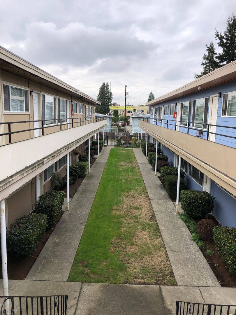 Apartment for rent at 9041 16th Ave SW, Seattle, WA 98106
