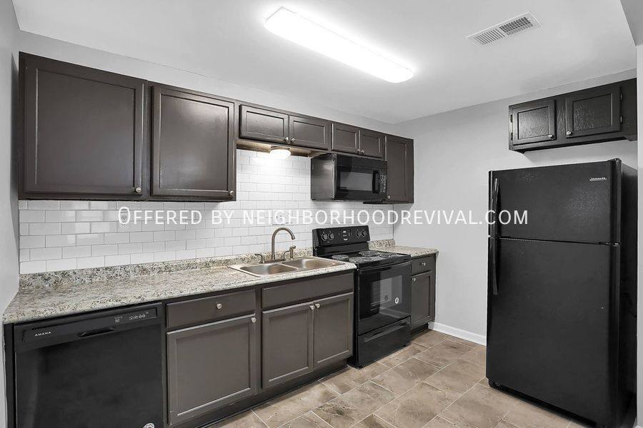 House for rent at 1238 Will Scarlet Rd, Memphis, TN 38111