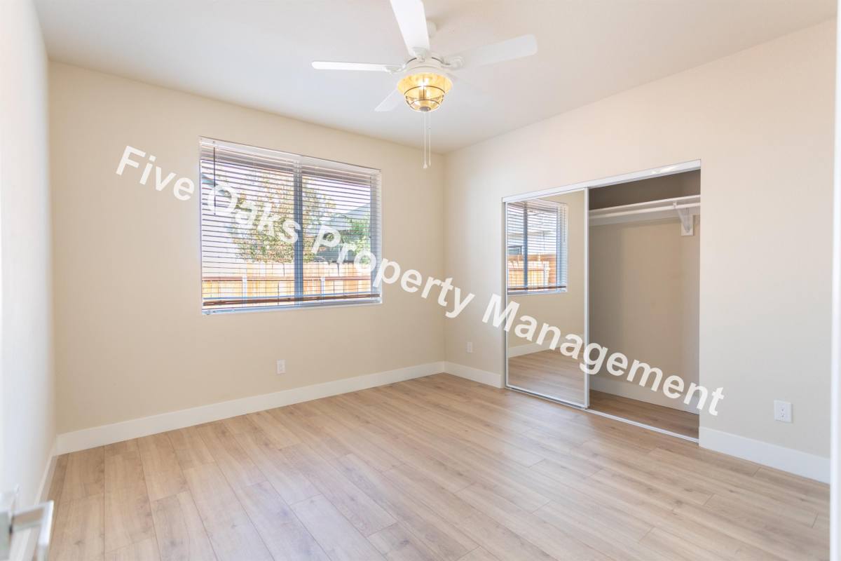 House for rent at 811 1 2 Natoma St, Folsom, CA 95630