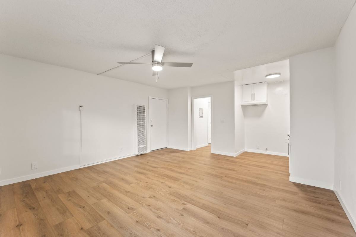 Apartment for rent at 6316 S Vermont Ave, Los Angeles, CA 90044