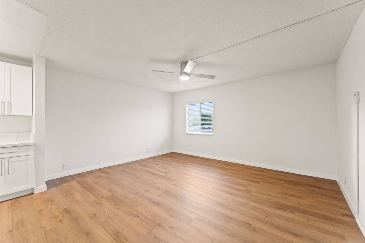 Apartment for rent at 6316 S Vermont Ave, Los Angeles, CA 90044