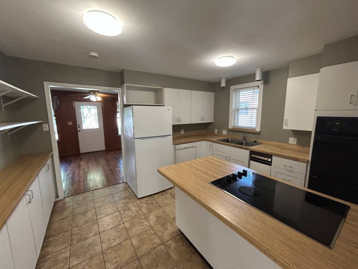 Apartment for rent at 1030 Cole Ave, New Braunfels, TX 78130