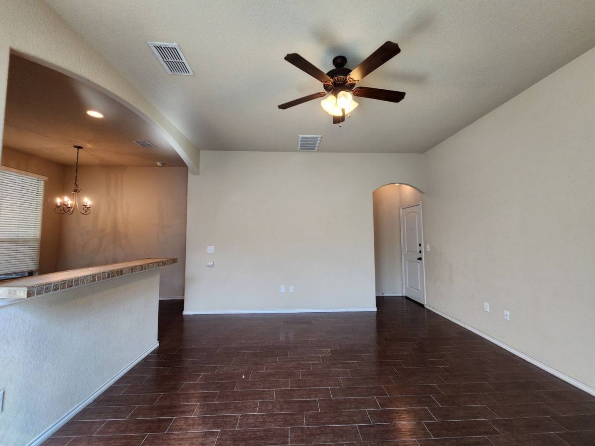 House for rent at 622 Creekside Circle, New Braunfels, TX 78130