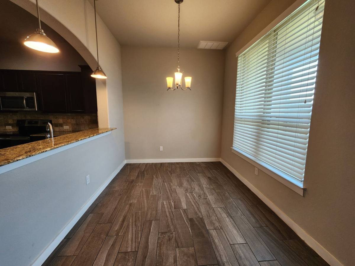 House for rent at 319 Creekside Curve, New Braunfels, TX 78130