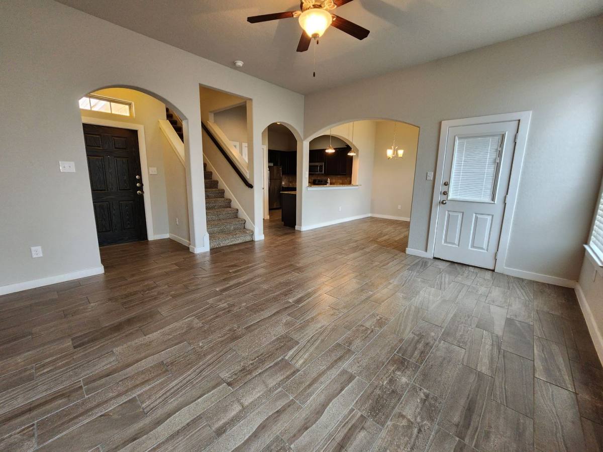 House for rent at 319 Creekside Curve, New Braunfels, TX 78130