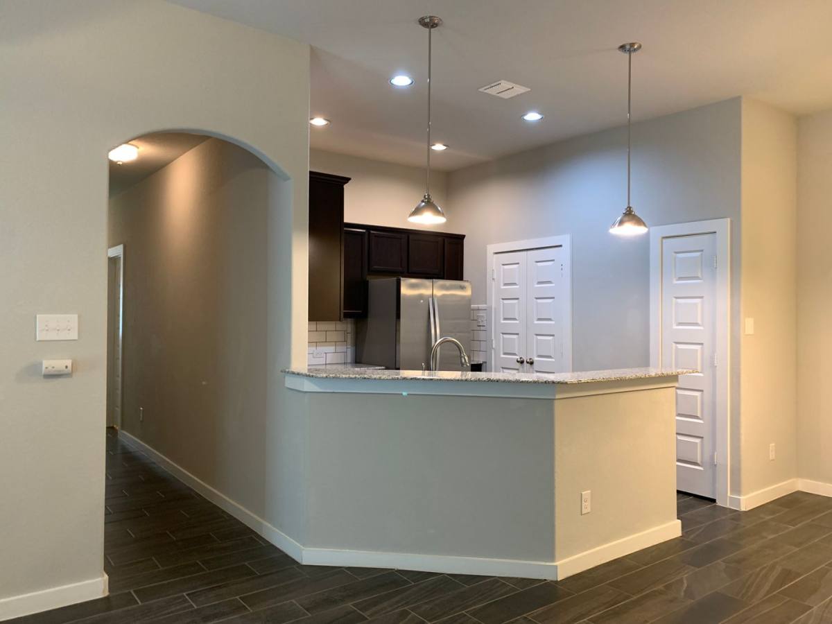 House for rent at 350 Creekside Curve, New Braunfels, TX 78130