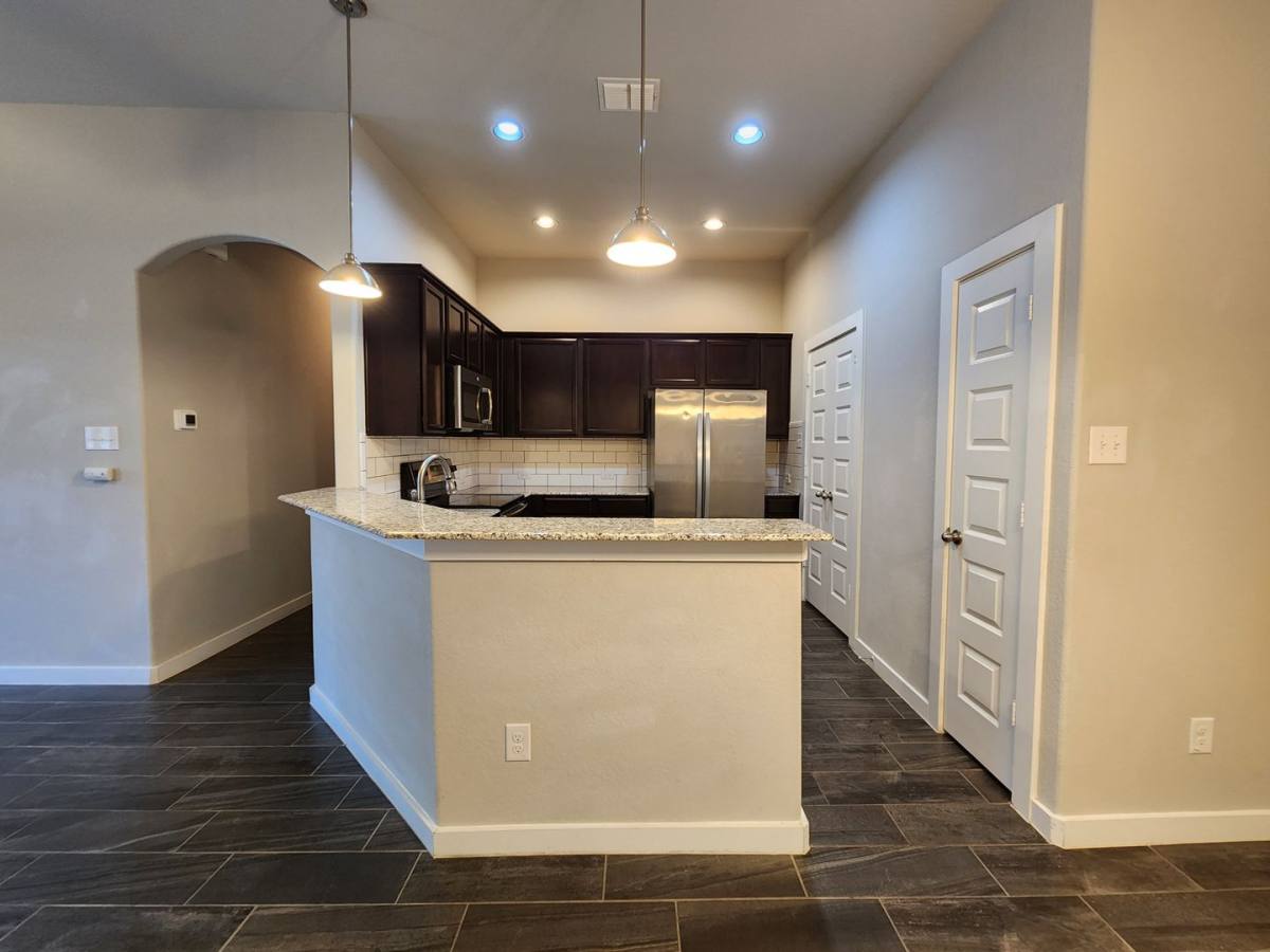 House for rent at 350 Creekside Curve, New Braunfels, TX 78130
