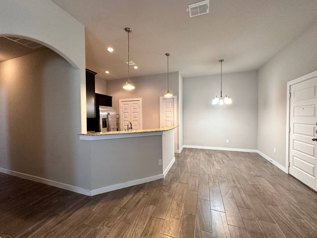 House for rent at 371 Creekside Curve, New Braunfels, TX 78130