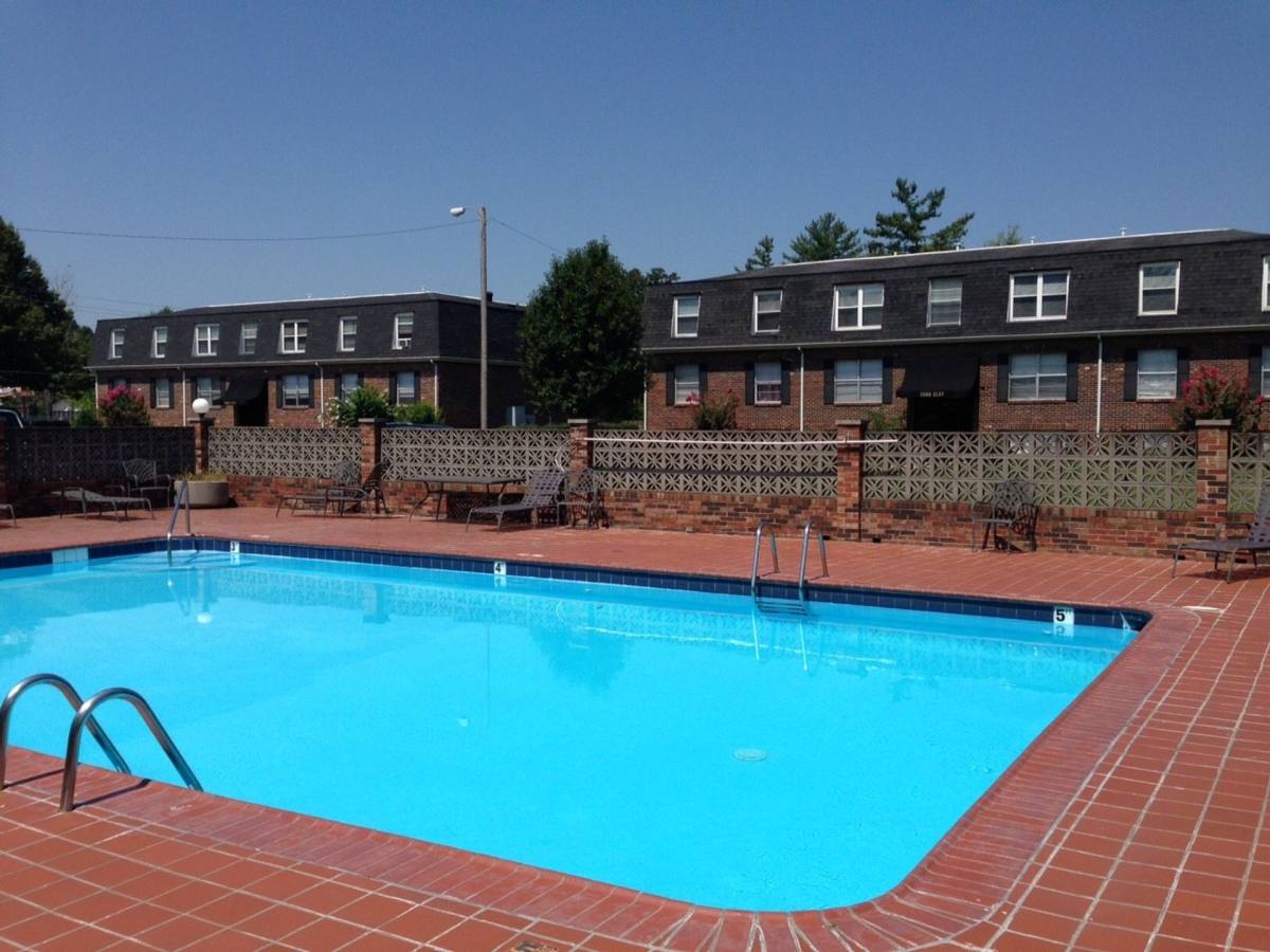 Apartment for rent at 2967 Harrison St, Paducah, KY 42001