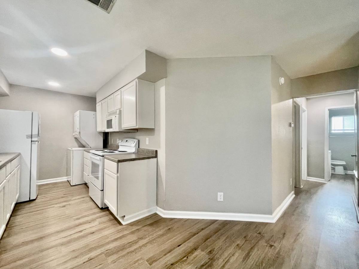 Apartment for rent at 205 S Mitchell St, San Marcos, TX 78666