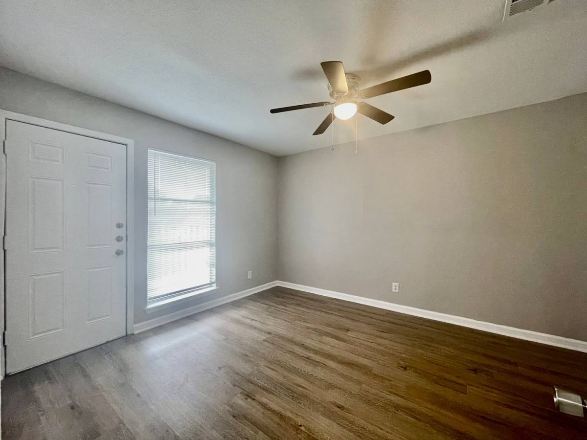 Apartment for rent at 205 S Mitchell St, San Marcos, TX 78666