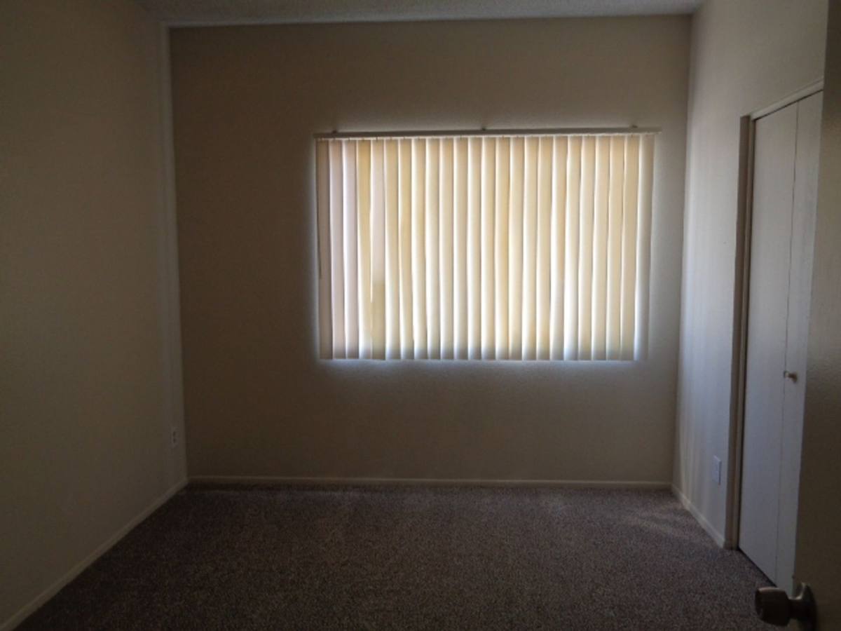 Apartment for rent at 2822 E Kathleen Rd, Phoenix, AZ 85032