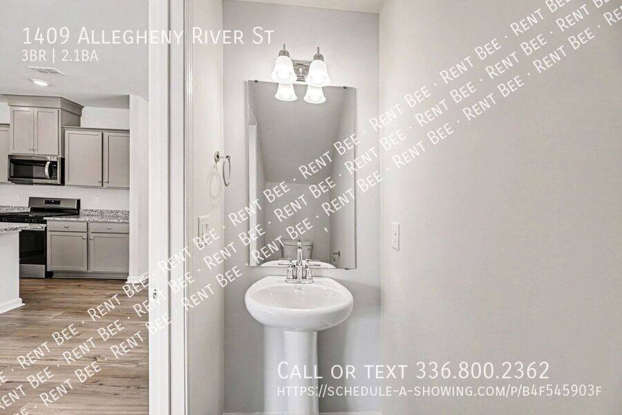 Townhouse for rent at 1409 Allegheny River St, Greensboro, NC 27405