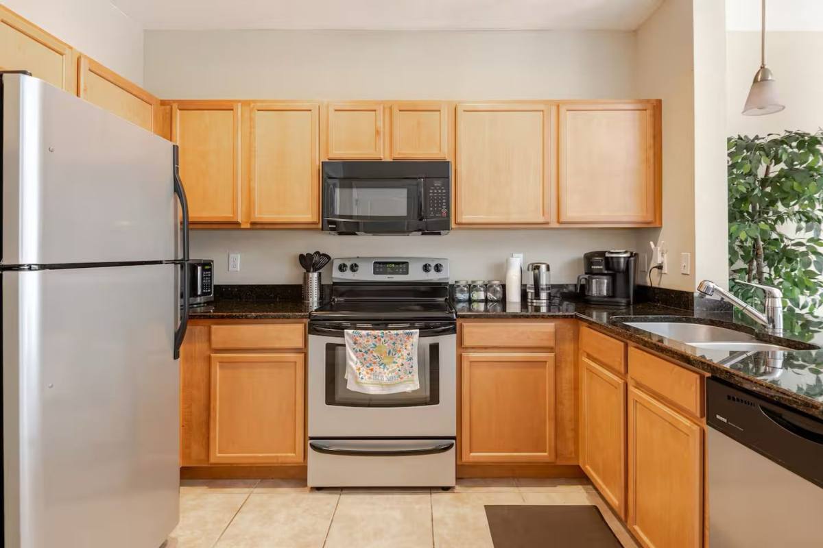 Townhouse for rent at 2960 SW 35th Place, Gainesville, FL 32608