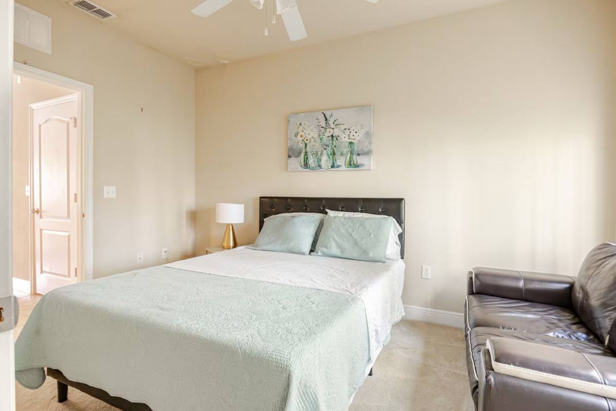 Townhouse for rent at 2960 SW 35th Place, Gainesville, FL 32608