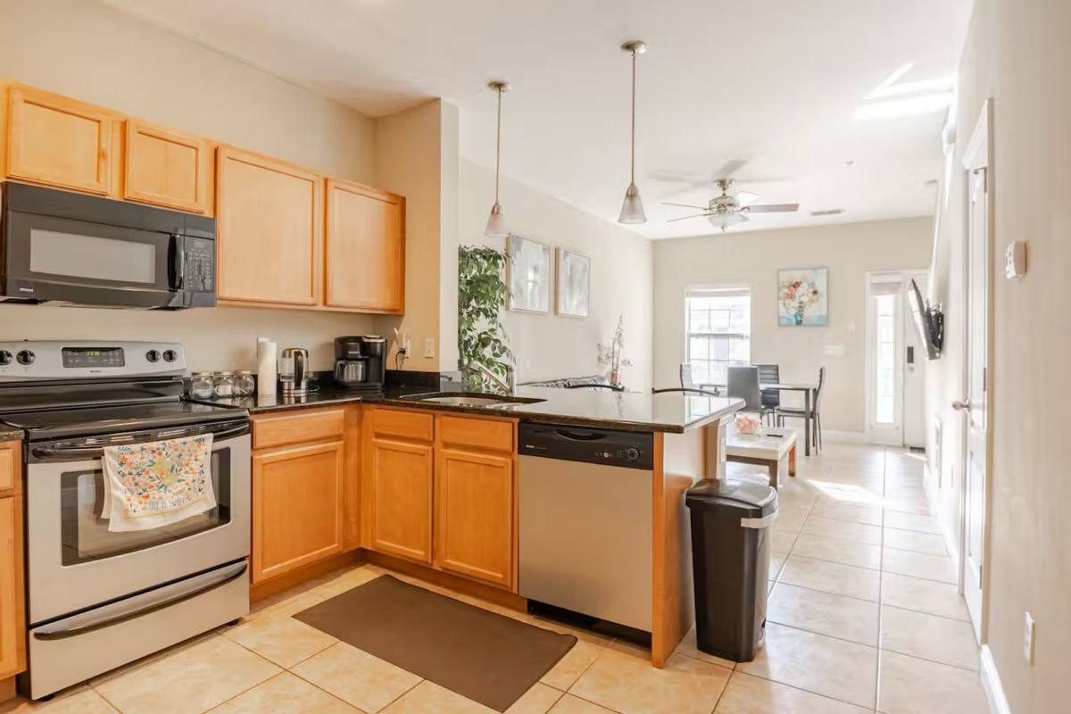 Townhouse for rent at 2960 SW 35th Place, Gainesville, FL 32608
