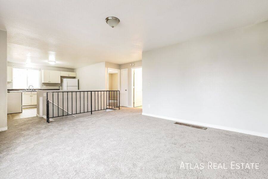House for rent at 14782 E Elk Place, Denver, CO 80239