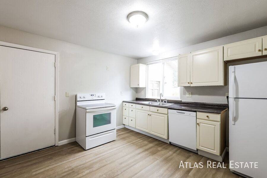 House for rent at 14782 E Elk Place, Denver, CO 80239