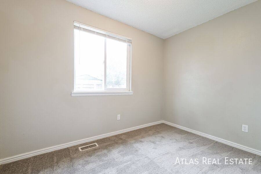 House for rent at 14782 E Elk Place, Denver, CO 80239