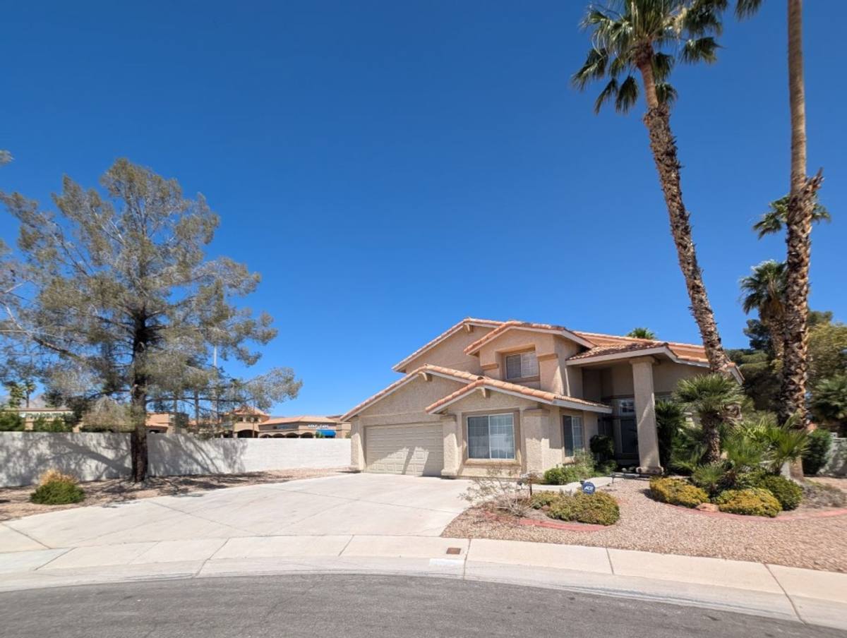 House for rent at 8432 Airmont Court, Las Vegas, NV 89128