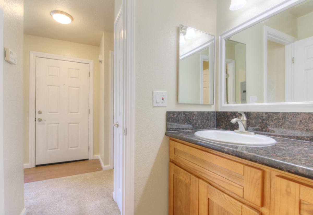 Apartment for rent at 3500 San Clemente Ave, Modesto, CA 95356