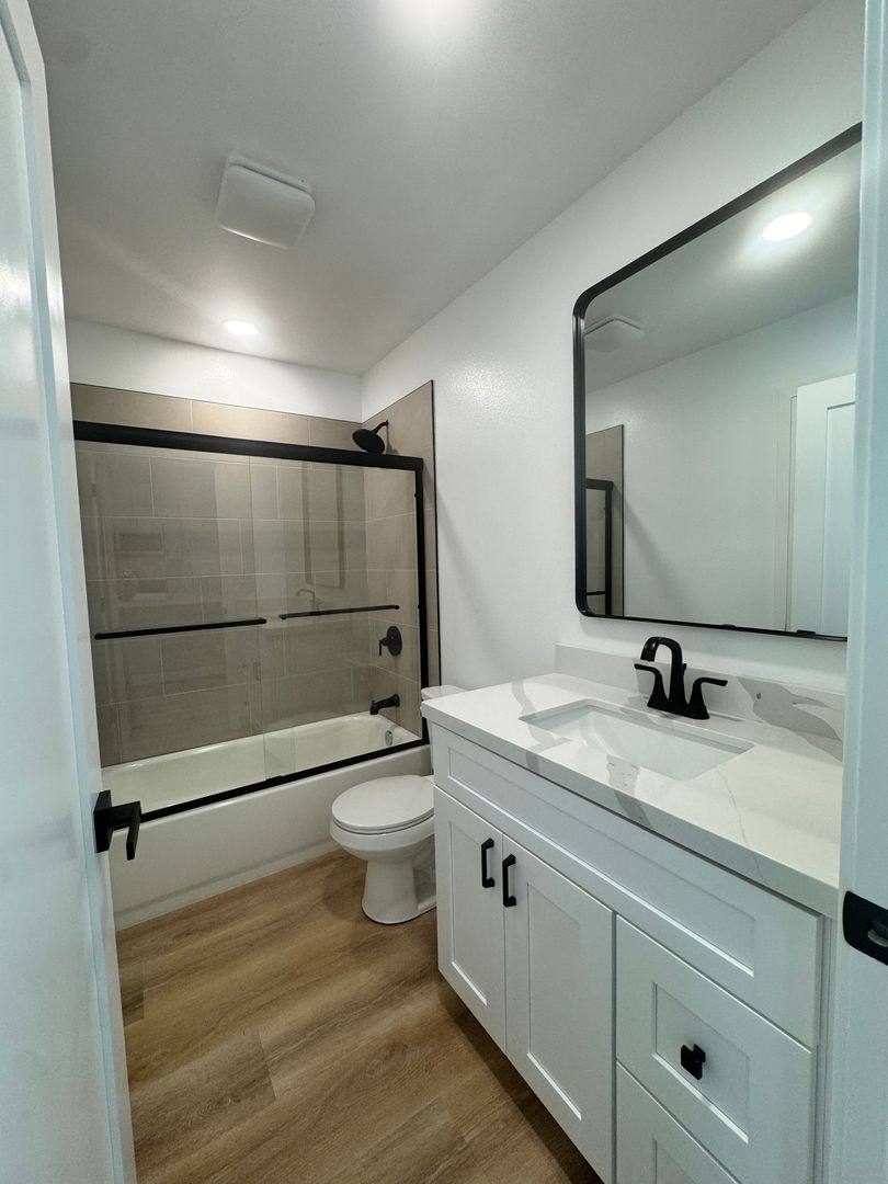 Apartment for rent at 1784-96 7th St 3732-34 Mesa Dr, Riverside, CA 92507