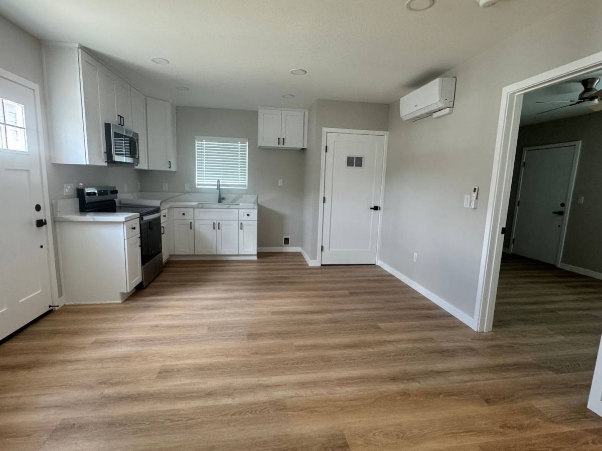 Apartment for rent at 1784-96 7th St 3732-34 Mesa Dr, Riverside, CA 92507