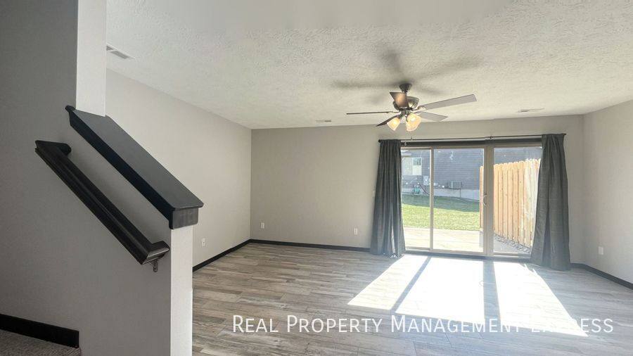 House for rent at 9719 W Broek Dr, Sioux Falls, SD 57106