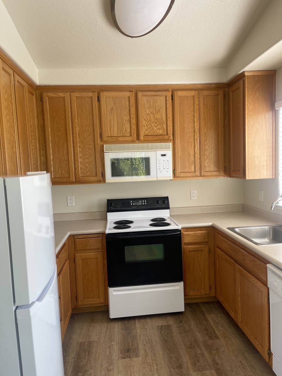Apartment for rent at 9 Cardinal Way, Santa Rosa, CA 95409