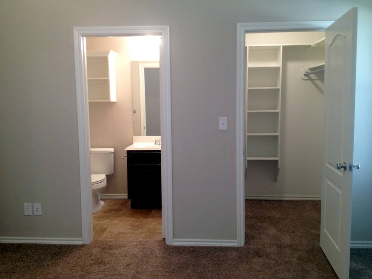 Apartment for rent at 18063 Loring Lane, Lindale, TX 75771
