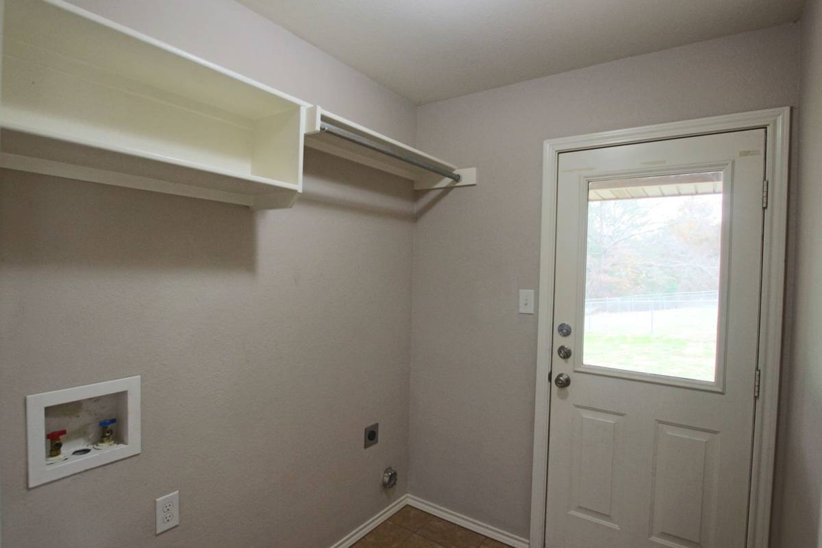 Townhouse for rent at 16950 Sentinel, Lindale, TX 75771
