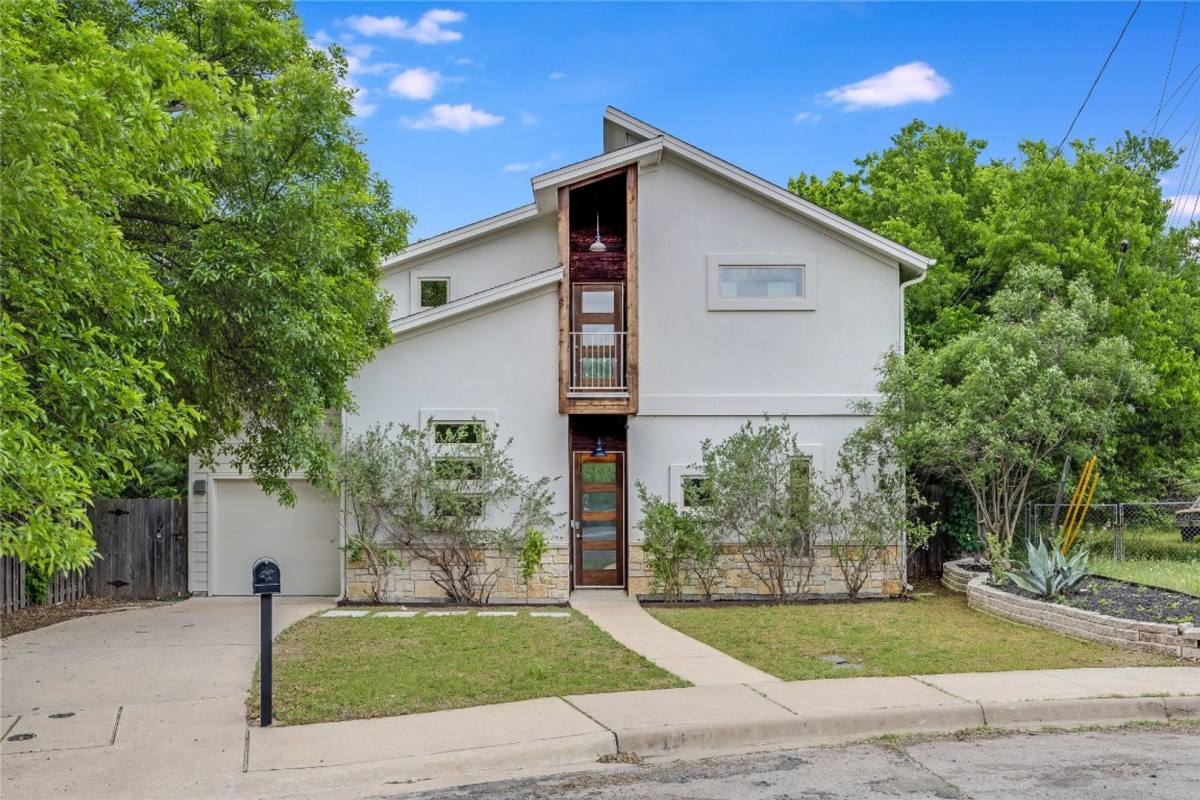 House for rent at 1189 Graham St, Austin, TX 78702