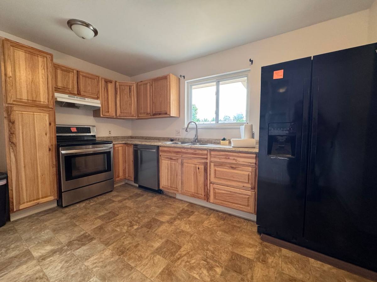 House for rent at 609 Duke Lane, Fort Collins, CO 80525