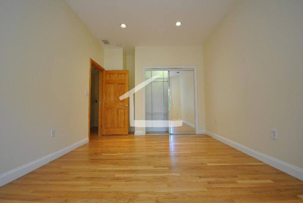 Condo for rent at 1801 Beacon St #6, Brookline, MA 02445