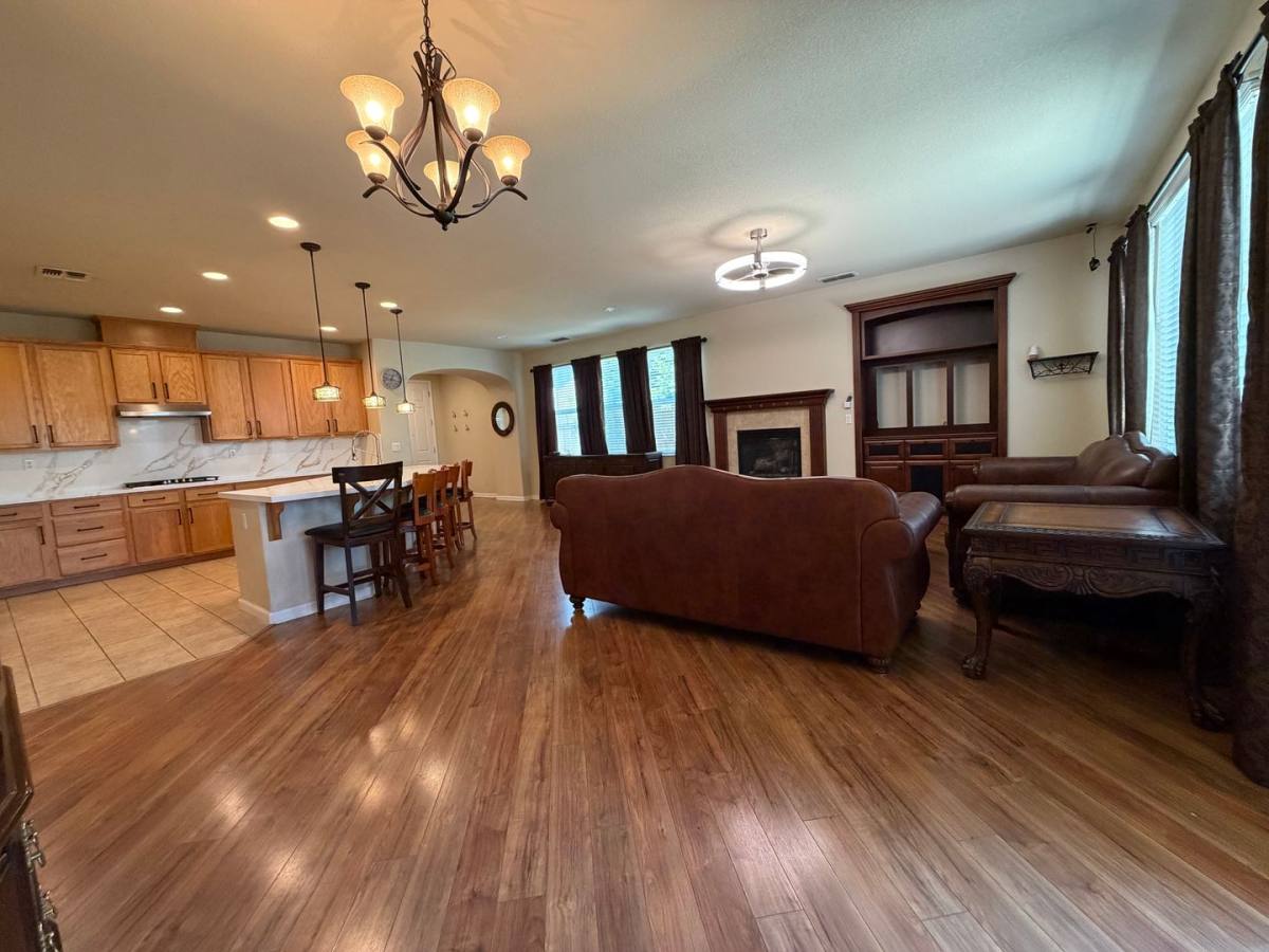 House for rent at 5501 Claudied Way, Elk Grove, CA 95757