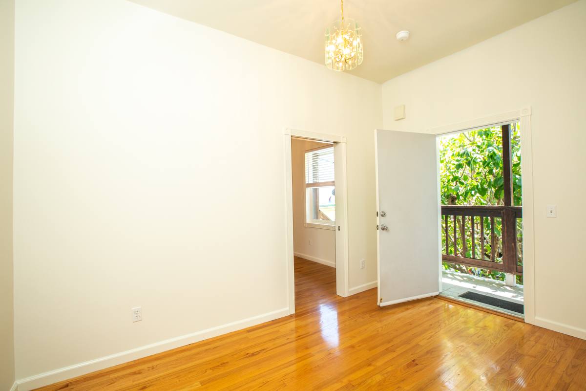 Apartment for rent at 1331 York St, San Francisco, CA 94110