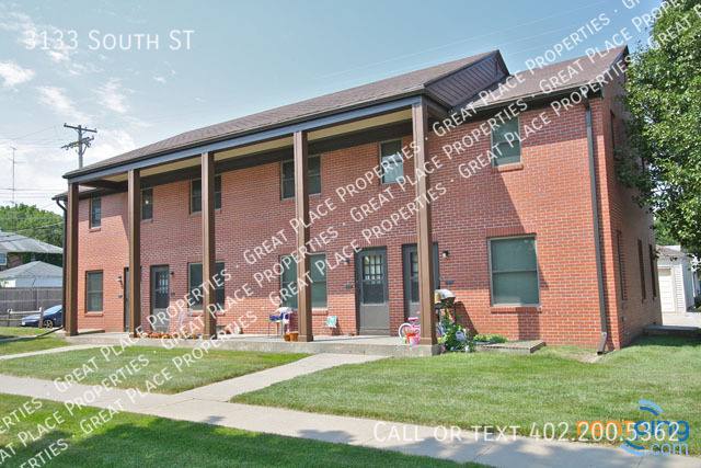 Apartment for rent at 3133 S St, Lincoln, NE 68502