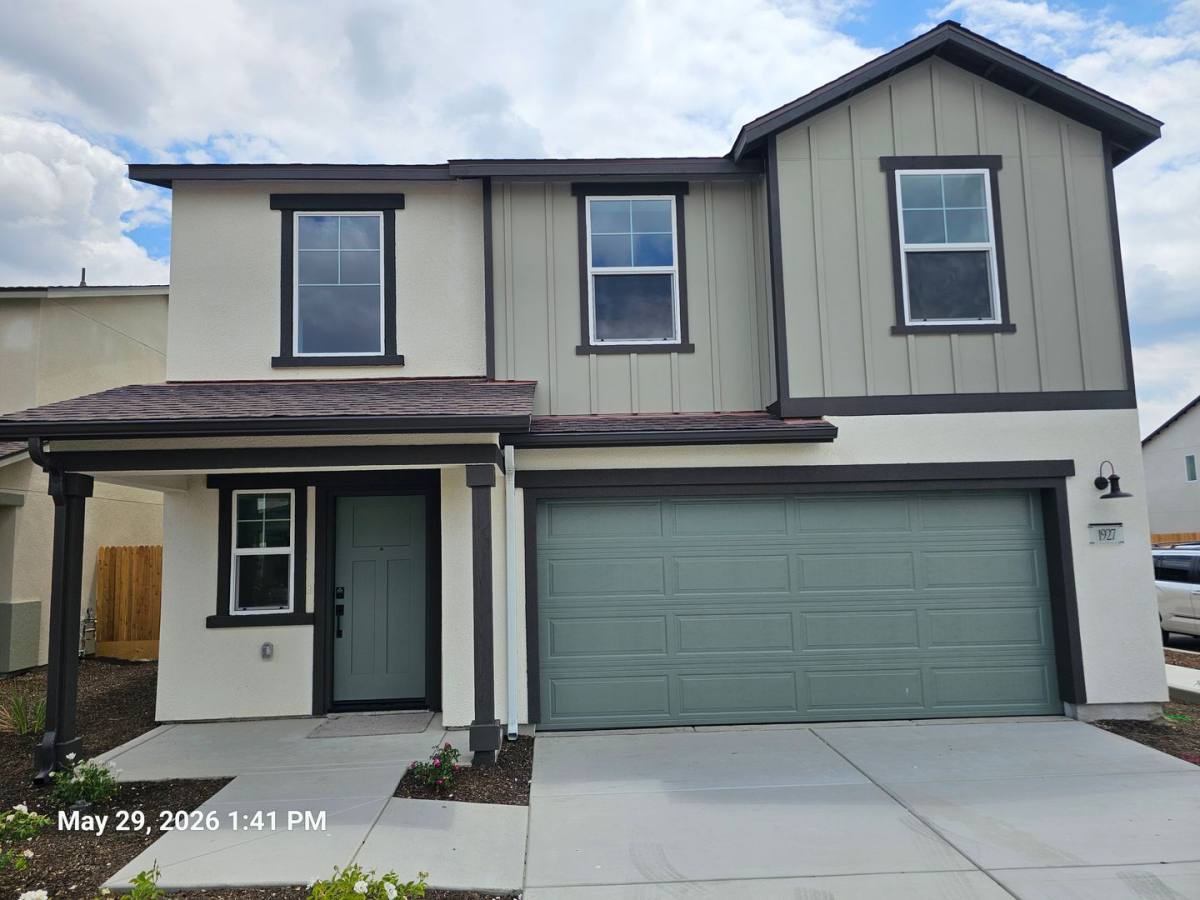 House for rent at 1927 Oak Falls Court, Tulare, CA 93274
