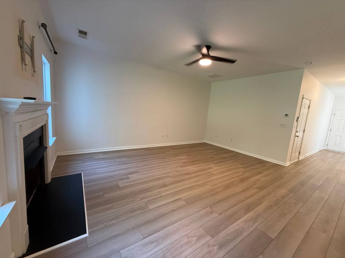 Townhouse for rent at 10303 Bunclody Dr, Charlotte, NC 28213