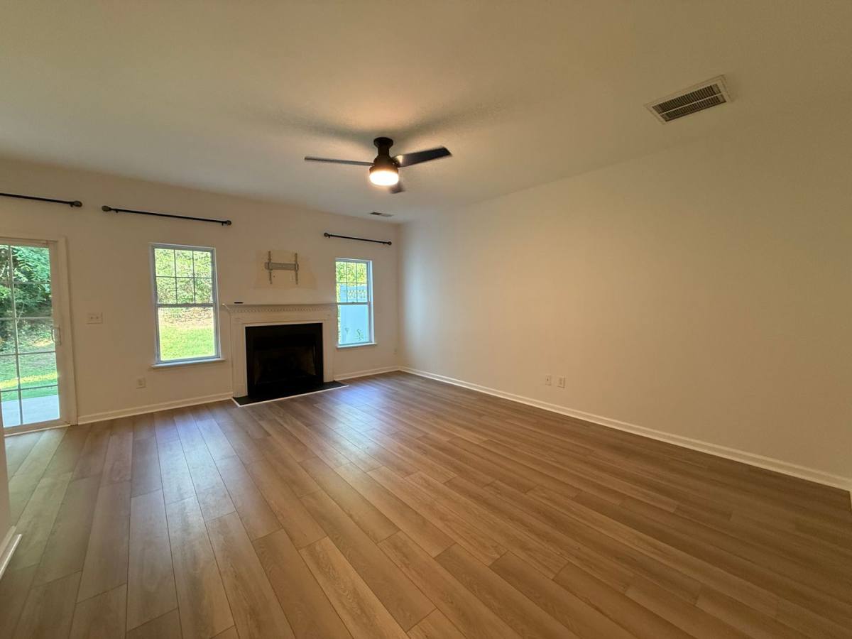 Townhouse for rent at 10303 Bunclody Dr, Charlotte, NC 28213