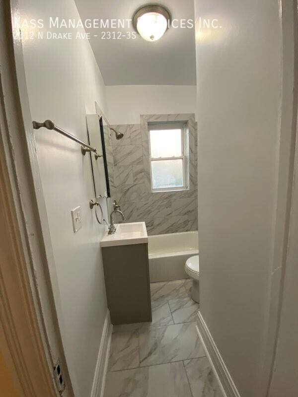 Apartment for rent at 2312 N Drake Ave #3S, Chicago, IL 60647