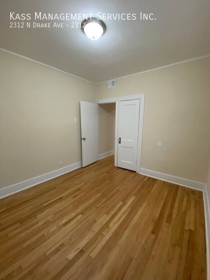 Apartment for rent at 2312 N Drake Ave #3S, Chicago, IL 60647