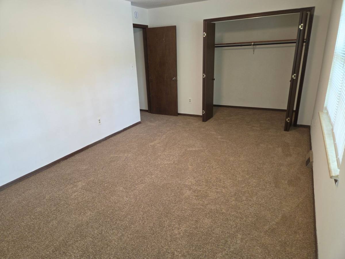 Apartment for rent at 2009 Juniper Dr, Columbia, MO 65201