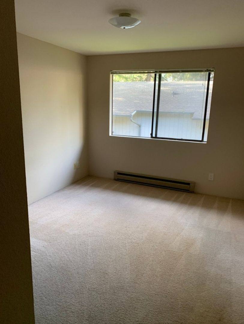 Apartment for rent at 10144 NE 187th St, Bothell, WA 98011