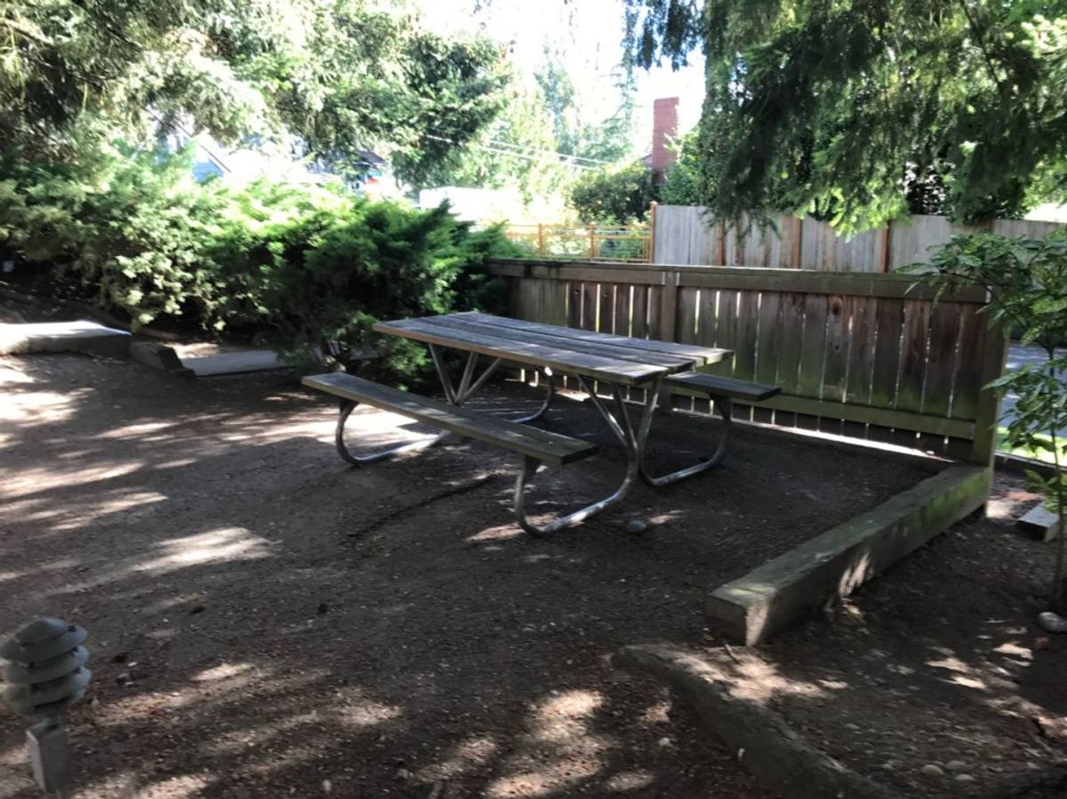 Apartment for rent at 10144 NE 187th St, Bothell, WA 98011