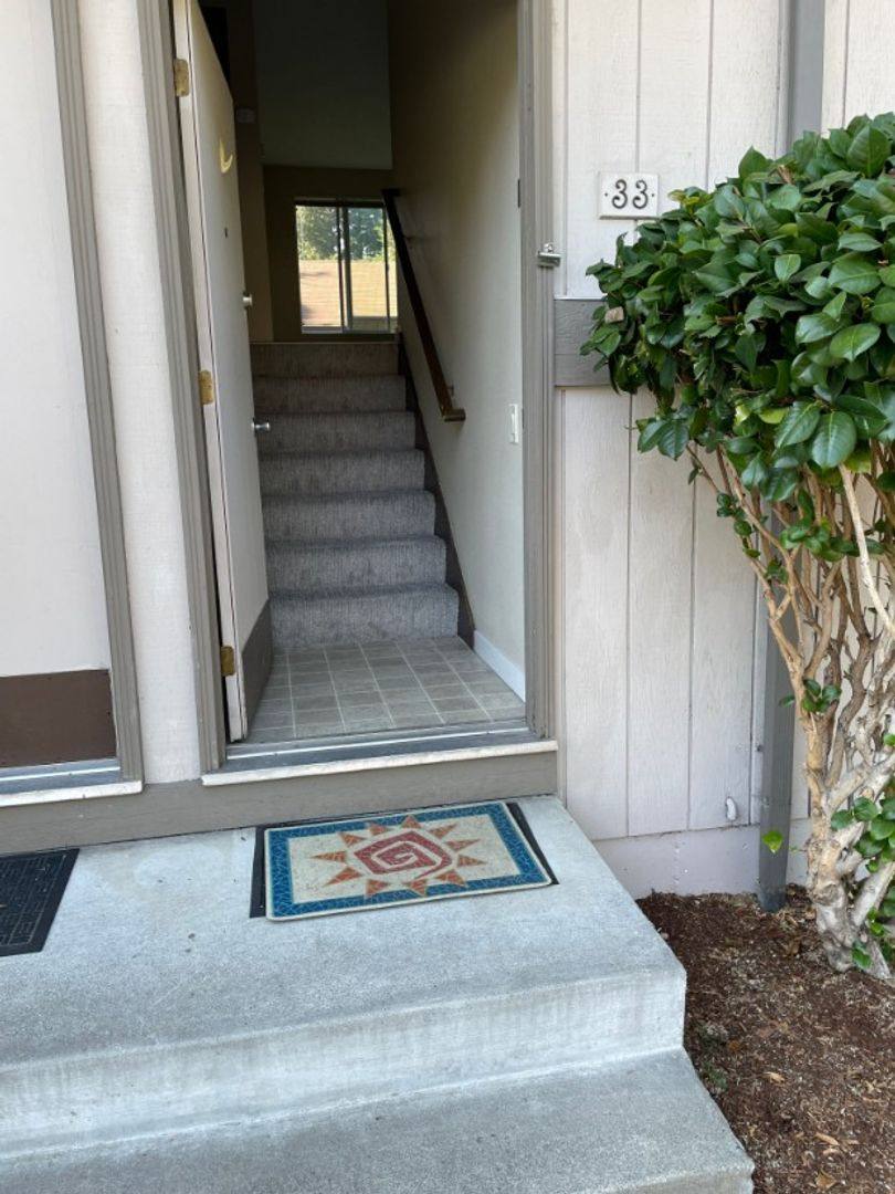 Apartment for rent at 10144 NE 187th St, Bothell, WA 98011