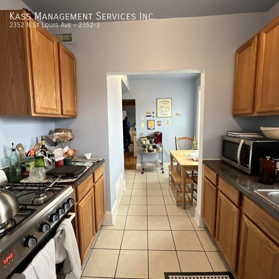 Apartment for rent at 2352 N St Louis Ave #3, Chicago, IL 60647