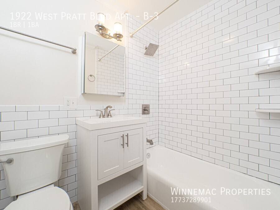 Apartment for rent at 1922 W Pratt Blvd #B-3, Chicago, IL 60626
