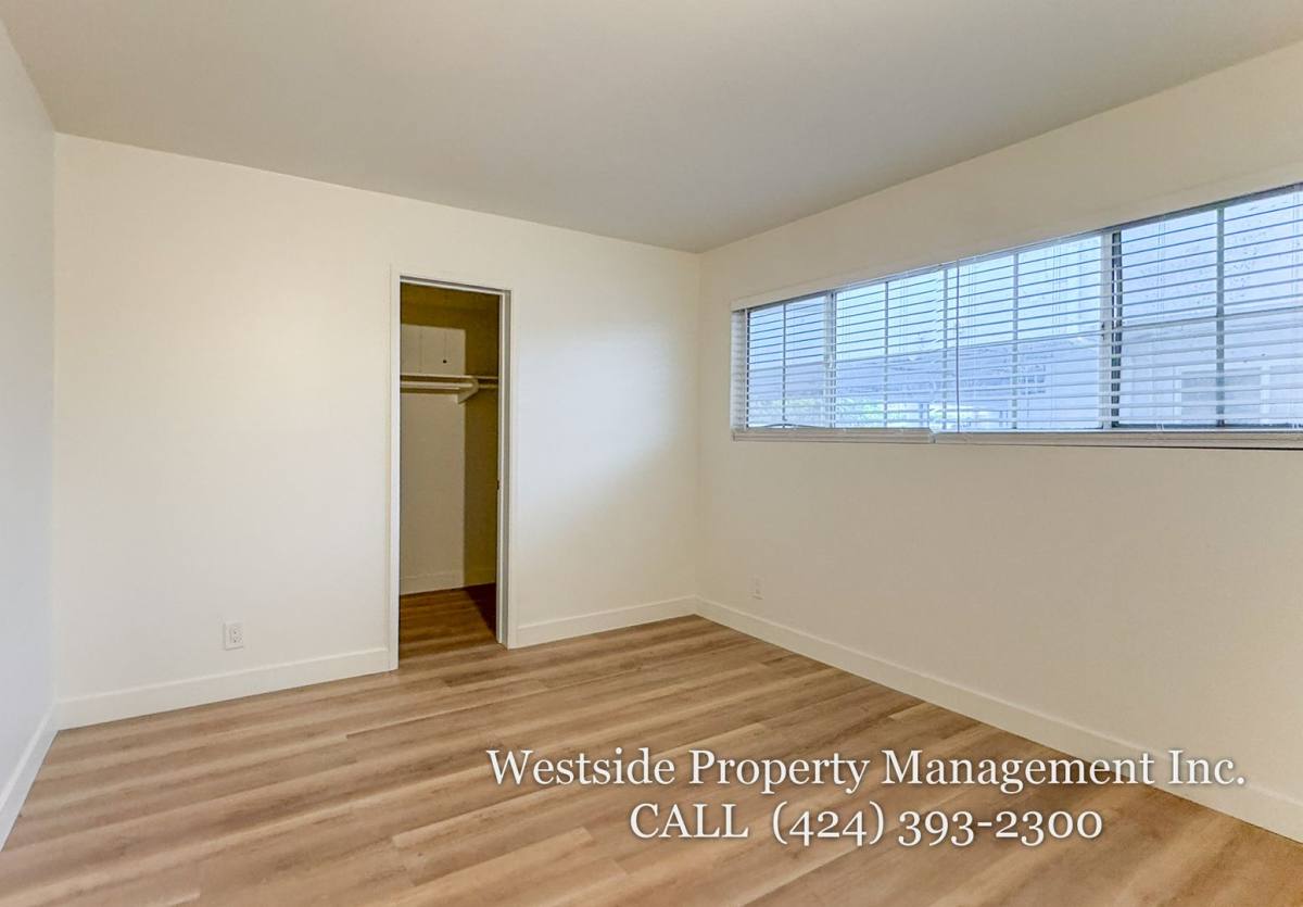 Apartment for rent at 3630 Midvale Ave #5, Los Angeles, CA 90034