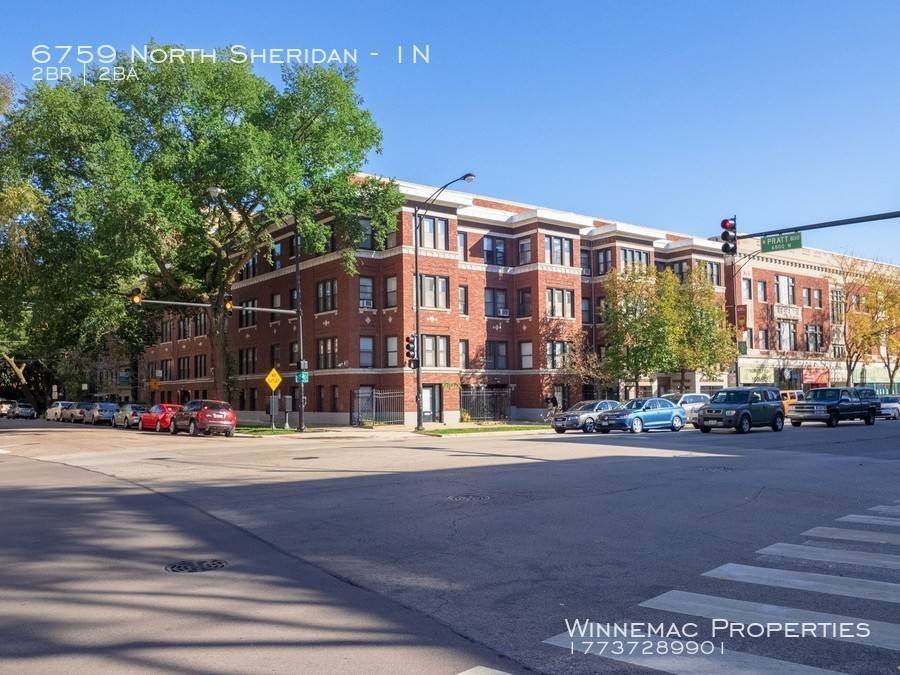 Apartment for rent at 6759 N Sheridan #1N, Chicago, IL 60626